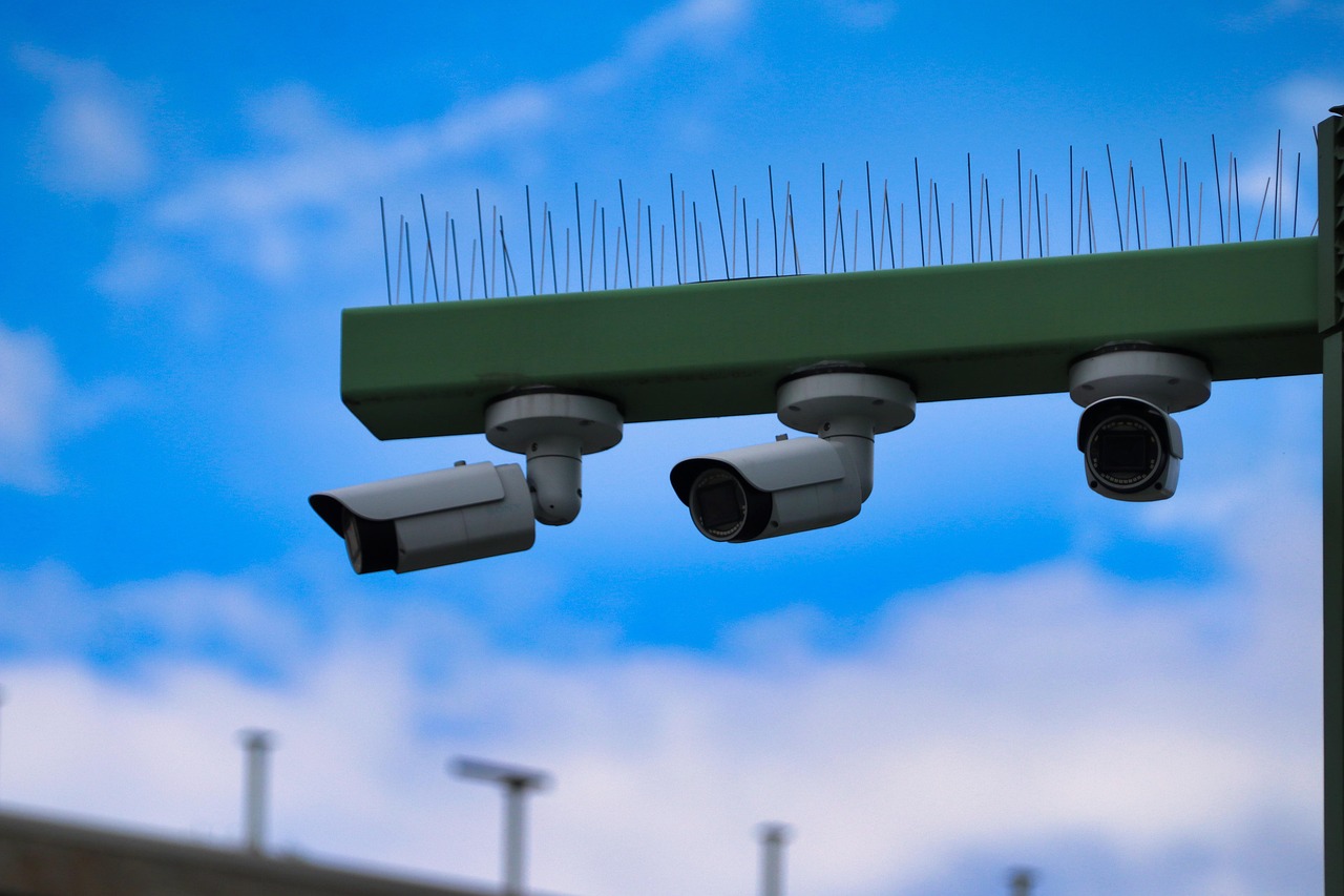 方盒万宝路黑冰（细）：咸阳财务代理平台